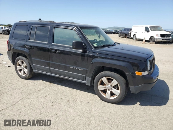 2017 Jeep Patriot Latitude with VIN 1C4NJPFB1HD184633, listed as a Copart auction lot 52252965 with 159,773 mi miles and Salvage Title. Bid and sale history available at DreamBid. Image 4.