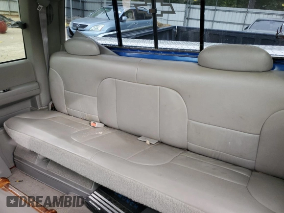 1997 Chevrolet Silverado 1500 with VIN 1GBEK19R2VE220827, listed as a Copart auction lot 70292814 with 172,162 mi miles and Non Repairable. Bid and sale history available at DreamBid. Image 10.