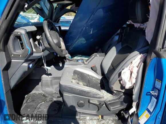 2024 Ford Bronco Black Diamond with VIN 1FMDE1AH3RLA45289, listed as a Copart auction lot 87805915 with 4,644 mi miles and Salvage title. Bid and sale history available at DreamBid. Image 7.