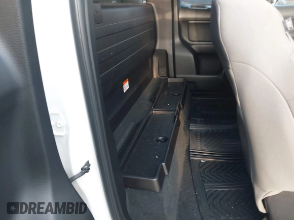 2023 Toyota Tacoma SR с VIN 3TYRX5GN1PT081314, выставлен на аукционе IAAI как лот 41179699 с пробегом 19 476 миль миль и . История ставок и продаж доступна на DreamBid. Изображение 8.