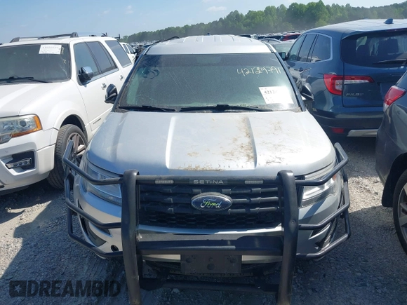 2018 Ford Police Interceptor Utility с VIN 1FM5K8AR6JGA32757, выставлен на аукционе IAAI как лот 42124791 с пробегом Не указан миль и . История ставок и продаж доступна на DreamBid. Изображение 13.