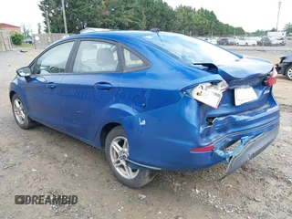 2018 Ford Fiesta SE z VIN 3FADP4BJXJM126168, wystawiony jako IAAI lot #42255261 z przebiegiem 121 248 mil mil oraz . Historia ofert i sprzedaży dostępna na DreamBid. Obrazek 3.