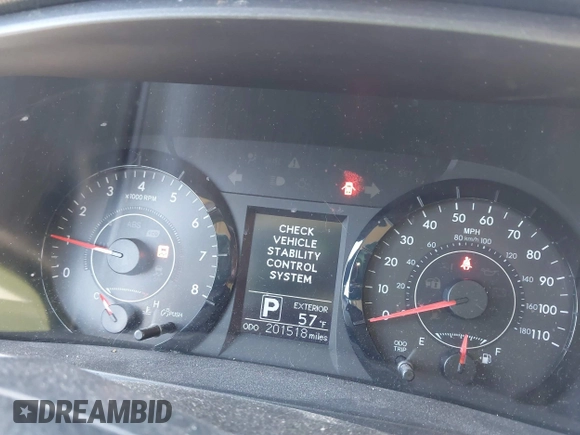 2015 Toyota Sienna L with VIN 5TDZK3DC3FS690484, listed as a IAAI auction lot 41888073 with 201,518 mi miles and . Bid and sale history available at carsss.com. Image 7.