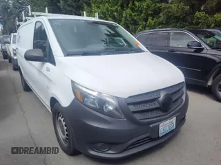 2017 Mercedes-Benz Metris Cargo z VIN WD3PG2EA9H3282716, wystawiony jako IAAI lot #42364877 z przebiegiem 114 883 mil mil oraz . Historia ofert i sprzedaży dostępna na DreamBid. Obrazek 1.