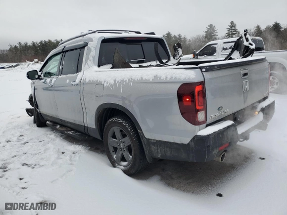 2021 Honda Ridgeline RTL-E with VIN 5FPYK3F74MB021063, listed as a Copart auction lot 47047435 with 31,884 mi miles and Salvage Title. Bid and sale history available at carsss.com. Image 2.