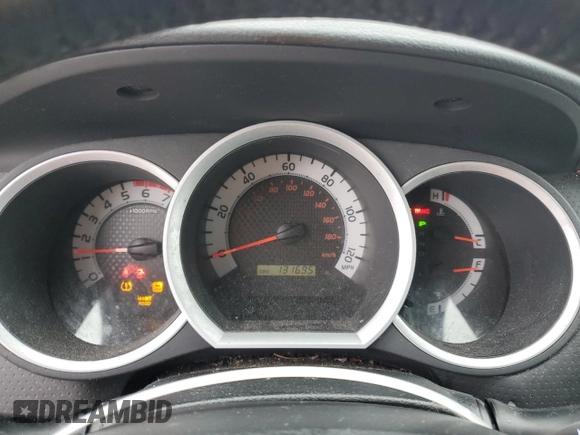 2015 Toyota Tacoma with VIN 3TMLU4EN5FM174536, listed as a Copart auction lot 55487615 with 131,695 mi miles and Clean Title. Bid and sale history available at DreamBid. Image 9.