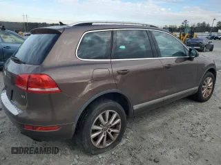 2013 Volkswagen Touareg Lux with VIN WVGEF9BP1DD006810, listed as a Copart auction lot 87906695 with 172,473 mi miles and Clean Title. Bid and sale history available at DreamBid. Image 3.