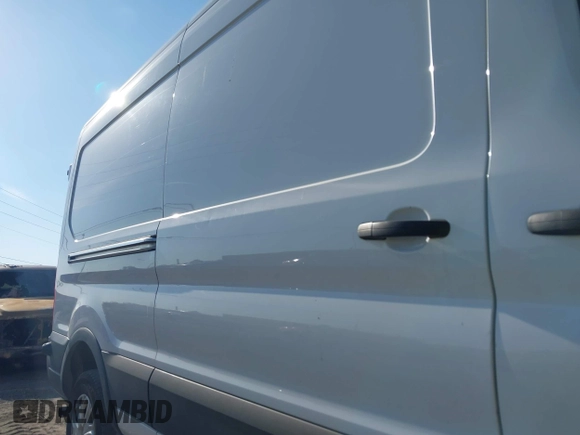 2020 Ford Transit Cargo with VIN 1FTBR1C80LKB70535, listed as a IAAI auction lot 41511858 with 76,085 mi miles and . Bid and sale history available at DreamBid. Image 19.
