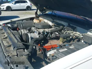 1998 Chevrolet Suburban с VIN 1GNGC26J2WJ302448, выставлен на аукционе IAAI как лот 43472771 с пробегом 164 843 миль миль и . История ставок и продаж доступна на DreamBid. Изображение 12.