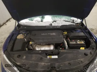 2015 Chrysler 200 Limited z VIN 1C3CCCAB0FN742730, wystawiony jako Copart lot #51523575 z przebiegiem 204 440 mil mil oraz Szkoda całkowita • Salvage title. Historia ofert i sprzedaży dostępna na DreamBid. Obrazek 11.