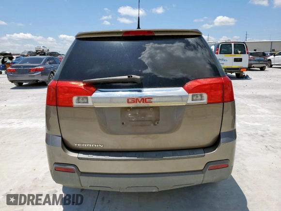 2011 GMC Terrain SLE-1 with VIN 2CTALMEC6B6246751, listed as a Copart auction lot 62126635 with 151,256 mi miles and Salvage title. Bid and sale history available at DreamBid. Image 6.