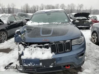 2021 Jeep Grand Cherokee Trailhawk with VIN 1C4RJFLG5MC616104, listed as a Copart auction lot 84528644 with 0 mi miles and Salvage Title. Bid and sale history available at carsss.com. Image 5.
