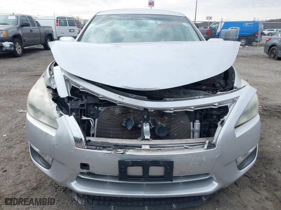 2015 Nissan Altima 2.5 with VIN 1N4AL3AP5FC298843, listed as a IAAI auction lot 41716192 with 72,041 mi miles. Bid and sale history available at carsss.com. Image 6.