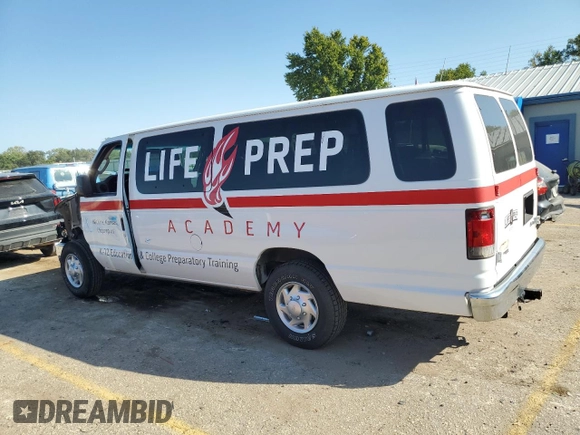 2013 Ford Econoline Passenger XL with VIN 1FBSS3BL8DDA18843, listed as a Copart auction lot 72027194 with 180,094 mi miles and Salvage Title. Bid and sale history available at DreamBid. Image 2.