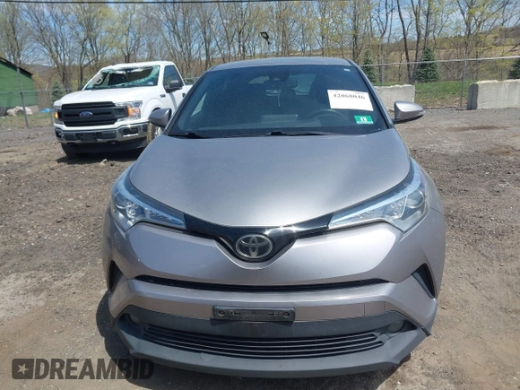 2018 Toyota C-HR XLE z VIN NMTKHMBX5JR046679, wystawiony jako IAAI lot #42068046 z przebiegiem 166 297 mil mil oraz . Historia ofert i sprzedaży dostępna na DreamBid. Obrazek 12.