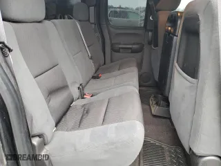 2009 Chevrolet Silverado 1500 LT with VIN 1GCEC29089Z282523, listed as a Copart auction lot 44496995 with 192,658 mi miles and Salvage Title. Bid and sale history available at carsss.com. Image 10.