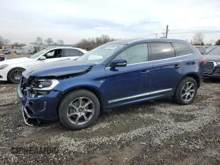 2015 Volvo XC60 T6 Platinum with VIN YV4902RV0F2714738, listed as a Copart auction lot 43559765 with 63,848 mi miles and Salvage Title. Bid and sale history available at carsss.com. Image 1.