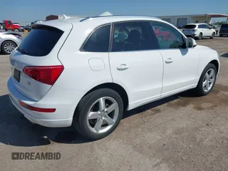 2010 Audi Q5 Prestige with VIN WA1VKAFP4AA090916, listed as a IAAI auction lot 41959624 with 236,036 mi miles and . Bid and sale history available at DreamBid. Image 4.