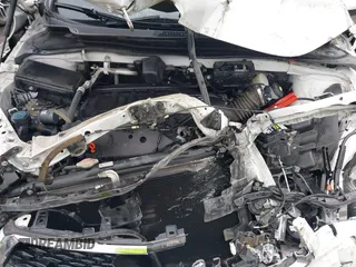 2019 Acura MDX with VIN 5J8YD3H3XKL011484, listed as a IAAI auction lot 41450303 with 89,627 mi miles and . Bid and sale history available at DreamBid. Image 10.