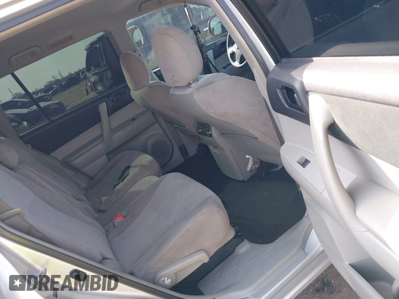 2013 Toyota Highlander with VIN 5TDZA3EH4DS045790, listed as a IAAI auction lot 41576845 with 216,668 mi miles and . Bid and sale history available at DreamBid. Image 8.
