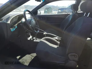 2003 Ford ZX2 ZX2 Standard z VIN 3FAFP113X3R107989, wystawiony jako Copart lot #46090515 z przebiegiem 168 186 mil mil oraz Szkody całkowita. Historia ofert i sprzedaży dostępna na DreamBid. Obrazek 7.