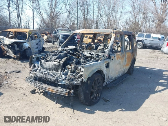 2016 Land Rover LR4 HSE z VIN SALAG2V63GA814441, wystawiony jako IAAI lot #41689628 z przebiegiem 37 685 mil mil oraz . Historia ofert i sprzedaży dostępna na DreamBid. Obrazek 2.