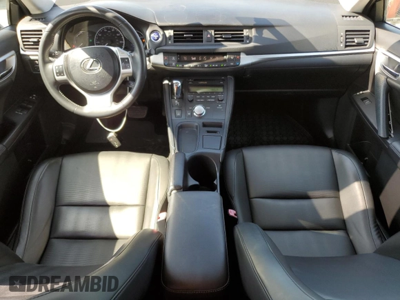 2013 Lexus CT 200h z VIN JTHKD5BH2D2133963, wystawiony jako Copart lot #58801345 z przebiegiem 62 471 mil mil oraz Szkody całkowita. Historia ofert i sprzedaży dostępna na DreamBid. Obrazek 8.