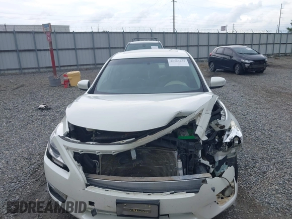 2015 Nissan Altima 2.5 with VIN 1N4AL3APXFN405079, listed as a IAAI auction lot 42463237 with 244,848 mi miles and . Bid and sale history available at DreamBid. Image 12.