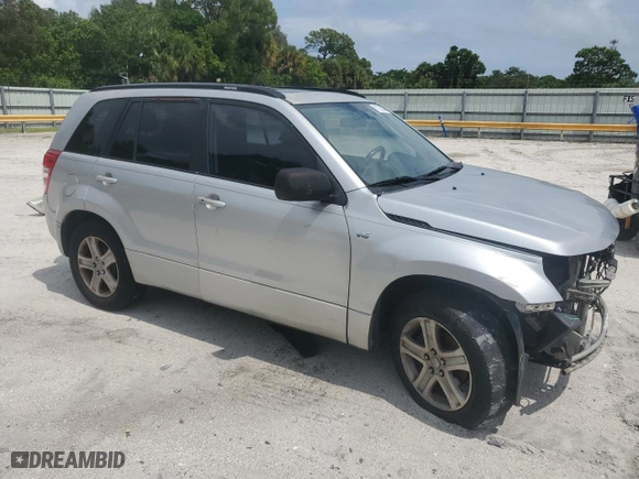 2006 Suzuki Grand Vitara Luxury with VIN JS3TE947264102168, listed as a Copart auction lot 71726254 with 276,789 mi miles and Salvage Title. Bid and sale history available at carsss.com. Image 4.