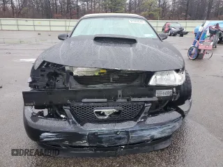 2001 Ford Mustang GT Deluxe with VIN 1FAFP45X91F136800, listed as a Copart auction lot 81303544 with 101,864 mi miles and Salvage Title. Bid and sale history available at carsss.com. Image 5.
