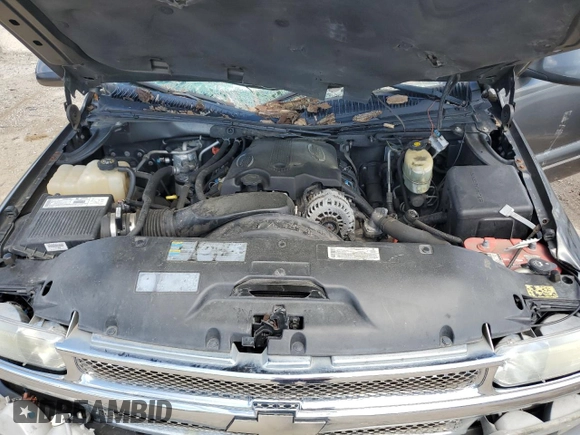 2002 Chevrolet Suburban LT z VIN 3GNGK26G82G294276, wystawiony jako Copart lot #56399015 z przebiegiem 187 305 mil mil oraz Nie do naprawy • Non repairable. Historia ofert i sprzedaży dostępna na DreamBid. Obrazek 12.