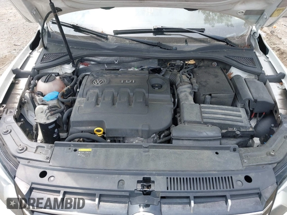 2015 Volkswagen Passat SE с VIN 1VWBV7A34FC076935, выставлен на аукционе IAAI как лот 42394375 с пробегом 172 408 миль миль и . История ставок и продаж доступна на DreamBid. Изображение 10.