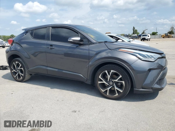 2022 Toyota C-HR XLE z VIN NMTKHMBX2NR140945, wystawiony jako Copart lot #58809375 z przebiegiem 56 161 mil mil oraz Nie do naprawy • Non repairable. Historia ofert i sprzedaży dostępna na DreamBid. Obrazek 4.