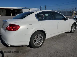 2015 Infiniti Q40 with VIN JN1CV6AR8FM520143, listed as a Copart auction lot 46702005 with 0 mi miles and Salvage Title. Bid and sale history available at carsss.com. Image 3.