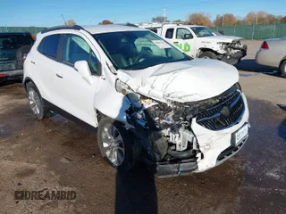 2019 Buick Encore Preferred with VIN KL4CJASB4KB897596, listed as a IAAI auction lot 40881351 with 5,443 mi miles. Bid and sale history available at carsss.com. Image 1.