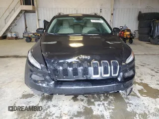 2016 Jeep Cherokee Latitude with VIN 1C4PJLCB9GW189779, listed as a Copart auction lot 47960975 with 166,466 mi miles and Salvage Title. Bid and sale history available at carsss.com. Image 5.