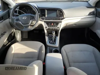 2017 Hyundai Elantra Limited z VIN 5NPD84LF5HH107707, wystawiony jako Copart lot #61163385 z przebiegiem 112 875 mil mil oraz Czysty tytuł • Clean title. Historia ofert i sprzedaży dostępna na DreamBid. Obrazek 8.