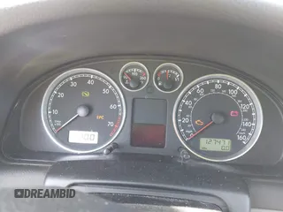 2003 Volkswagen Passat GLS z VIN WVWVD63B73E368886, wystawiony jako IAAI lot #42321711 z przebiegiem 127 471 mil mil oraz . Historia ofert i sprzedaży dostępna na DreamBid. Obrazek 7.
