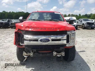 2018 Ford F-250 XL z VIN 1FT7W2B6XJEC16792, wystawiony jako Copart lot #54939215 z przebiegiem 130 610 mil mil oraz Szkoda całkowita • Salvage title. Historia ofert i sprzedaży dostępna na DreamBid. Obrazek 5.