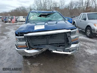 2018 Chevrolet Silverado 1500 LT with VIN 1GCVKREC6JZ123435, listed as a IAAI auction lot 41611764 with 72,031 mi miles. Bid and sale history available at carsss.com. Image 12.