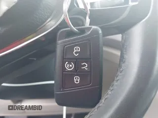 2019 Volkswagen Atlas SEL with VIN 1V2MR2CA4KC592087, listed as a IAAI auction lot 41961829 with 101,267 mi miles and . Bid and sale history available at DreamBid. Image 11.