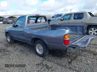 1998 Toyota Tacoma with VIN 4TANL42N4WZ029983, listed as a IAAI auction lot 41703048 with 411,928 mi miles and . Bid and sale history available at DreamBid. Image 3.