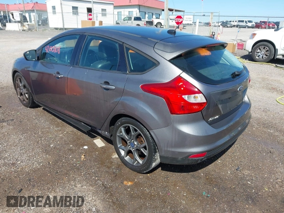 2014 Ford Focus SE with VIN 1FADP3K25EL305342, listed as a IAAI auction lot 42001108 with 150,672 mi miles. Bid and sale history available at carsss.com. Image 3.