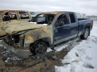 2010 GMC Sierra 1500 SLE z VIN 1GTSKVE30AZ167815, wystawiony jako Copart lot #48702205 z przebiegiem Nie podano mil oraz Nie do naprawy • Non repairable. Historia ofert i sprzedaży dostępna na DreamBid. Obrazek 1.