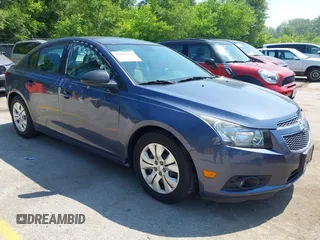 2014 Chevrolet Cruze LS with VIN 1G1PA5SH0E7169485, listed as a IAAI auction lot 42465112 with 116,913 mi miles and . Bid and sale history available at DreamBid. Image 1.