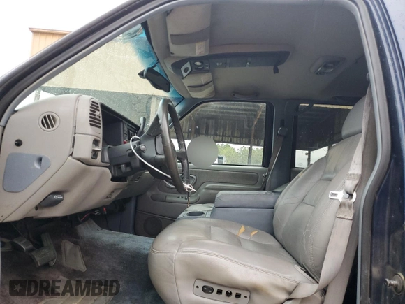 1998 GMC Yukon with VIN 1GKEK13R5WR514208, listed as a Copart auction lot 49724615 with 260,788 mi miles and Salvage Title. Bid and sale history available at carsss.com. Image 7.