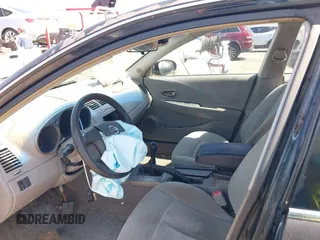 2003 Nissan Altima S with VIN 1N4AL11D03C129562, listed as a IAAI auction lot 41911150 with 205,862 mi miles. Bid and sale history available at carsss.com. Image 5.