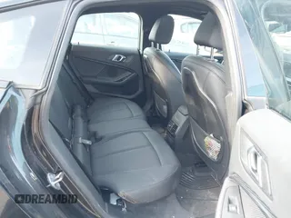 2022 BMW 2 Series 228i xDrive z VIN WBA73AK06N7J91301, wystawiony jako IAAI lot #41747880 z przebiegiem 25 520 mil mil oraz . Historia ofert i sprzedaży dostępna na DreamBid. Obrazek 8.