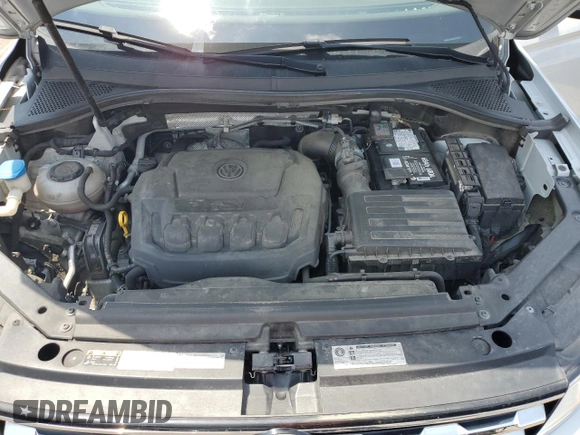 2018 Volkswagen Tiguan SEL z VIN 3VV2B7AX7JM126444, wystawiony jako Copart lot #61574485 z przebiegiem 86 720 mil mil oraz Szkoda całkowita • Salvage title. Historia ofert i sprzedaży dostępna na DreamBid. Obrazek 12.