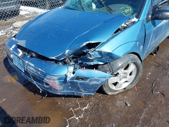 2001 Ford Focus SE with VIN 1FAFP34P21W285724, listed as a IAAI auction lot 41622145 with 251,726 mi miles and . Bid and sale history available at carsss.com. Image 6.
